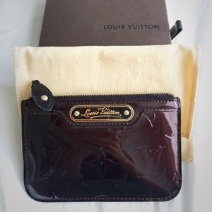 LOUIS VUITTON key and coin pouch (Amarante)